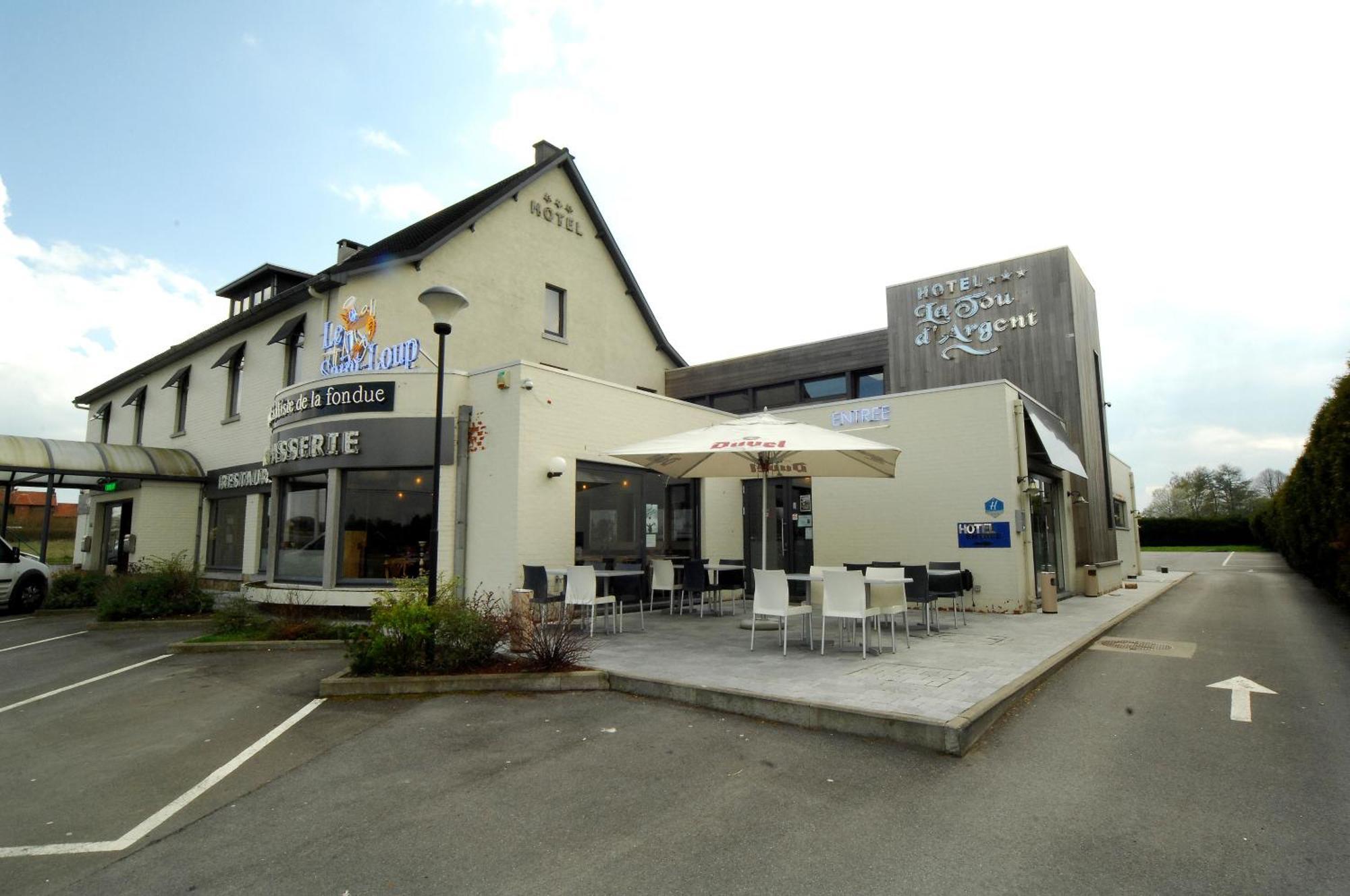 Hotel Le Saint Loup Gembloers Buitenkant foto