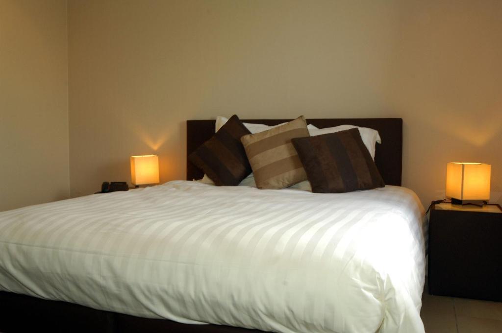 Hotel Le Saint Loup Gembloers Kamer foto